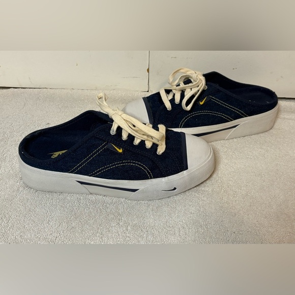 NWOT Vintage Nike Hermosa Women’s Slip-on Denim Y2K Sneakers Size 7 - Picture 1 of 6